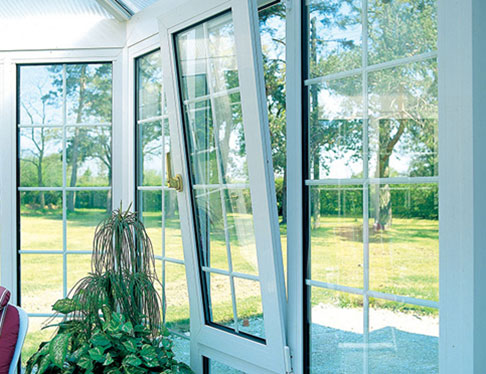 Tilt and turn windows